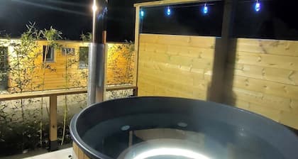 Gîte de Charme "Le Temps du Bonheur" Avec Piscine Privée, Couverte ET Chauffée