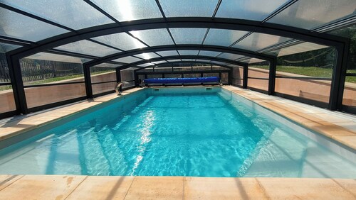 Gîte de Charme "Le Temps du Bonheur" Avec Piscine Privée, Couverte ET Chauffée