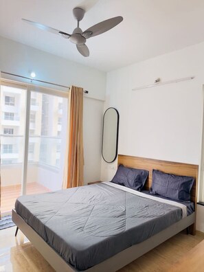 2 bedrooms, desk, iron/ironing board, free WiFi - Eagle's Nest: Beautiful 2 BHK AC flat Baner, Pune (Flat in Pune)