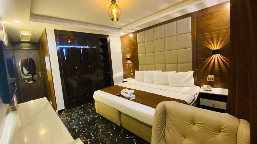 Presken Hotel Victoria Island