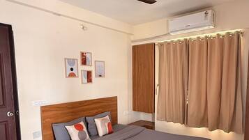 2 sovrum, skrivbord, strykjÀrn/strykbrÀda och gratis wi-fi