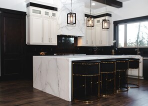 Fridge, microwave, oven, stovetop - Stylish Ranch Home w/ Panoramic Windows. Family-Friendly! (Morrison)