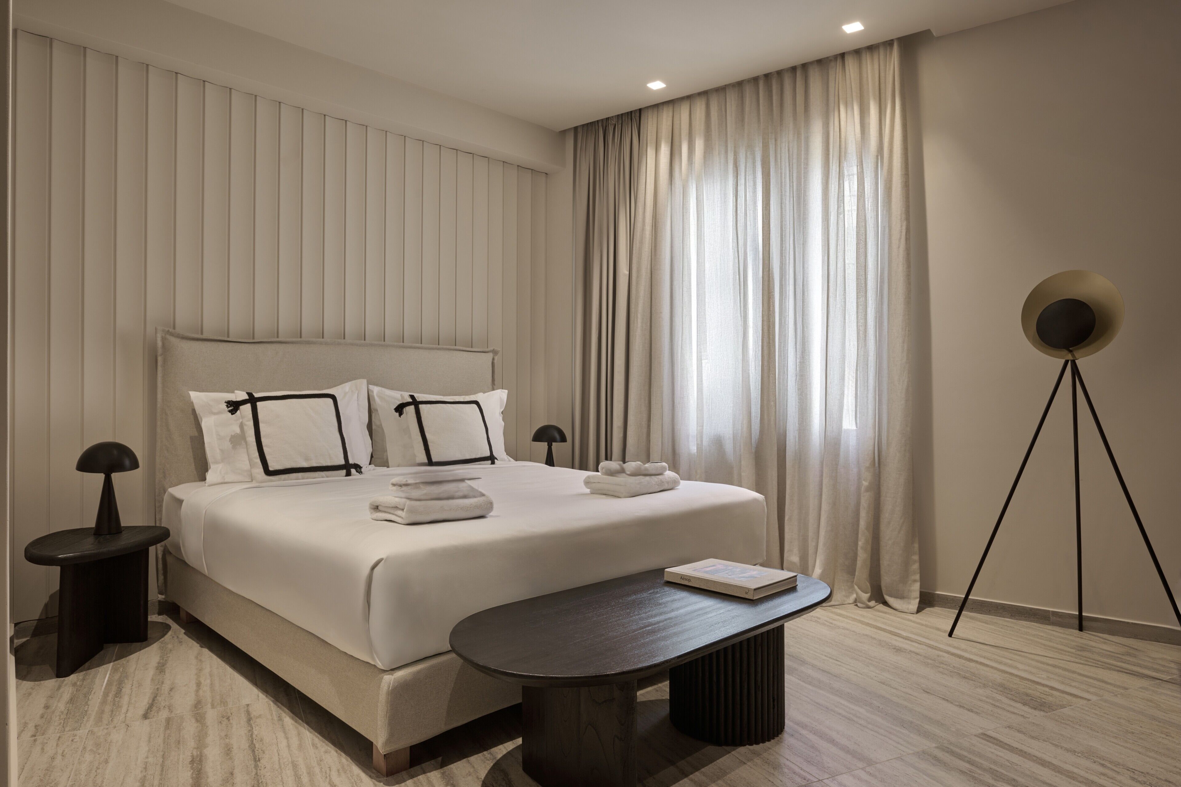 Comfort Studio | In-room safe, laptop workspace, iron/ironing board, cribs (free)