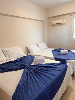1 bedroom, iron/ironing board, free WiFi, bed sheets - Muito Ventilado, Wifi 300mb, Até 5 pessoas + Pet (Praia de Cumbuco Caucaia)