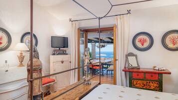 8 makuuhuonetta, silitysrauta/-lauta, internet, vuodevaatteet