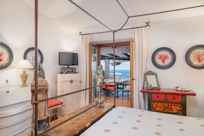 8 dormitorios, tabla de planchar con plancha, Internet y ropa de cama