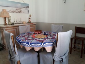 Dining - Jolie Villa Soulacaise AU Coeur DE LA Station À Soulac SUR MER - 1540 (Soulac-sur-Mer)