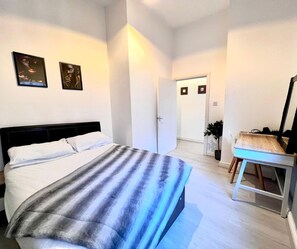 Apartamento | 2 dormitorios, tabla de planchar con plancha, wifi gratis y ropa de cama