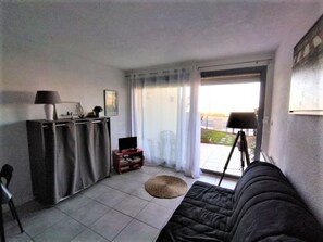 TV - Studio Front DE MER Résidence CAP Atlantic À Soulac SUR MER - 8150 (Soulac-sur-Mer)