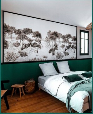 6 habitaciones, tabla de planchar con plancha y wifi gratis 