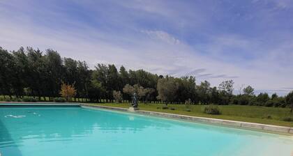 Mas Provençal Aux Portes de L'isle sur la Sorgue