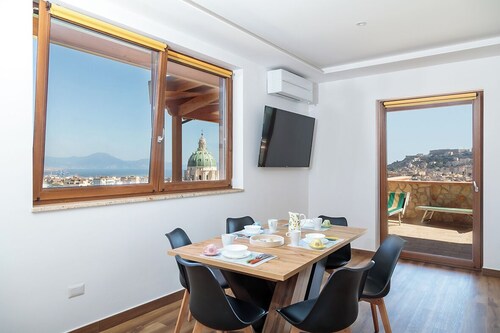 Villa Nikita nestled in the greenery of Capodimonte with breathtaking views and ample space.