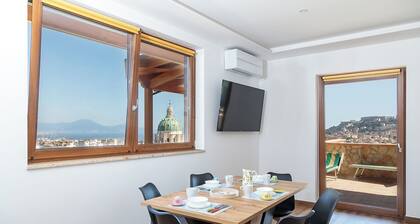 Villa Nikita nestled in the greenery of Capodimonte with breathtaking views and ample space.