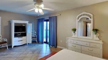 3 habitaciones, decoración personalizada y muebles diferentes