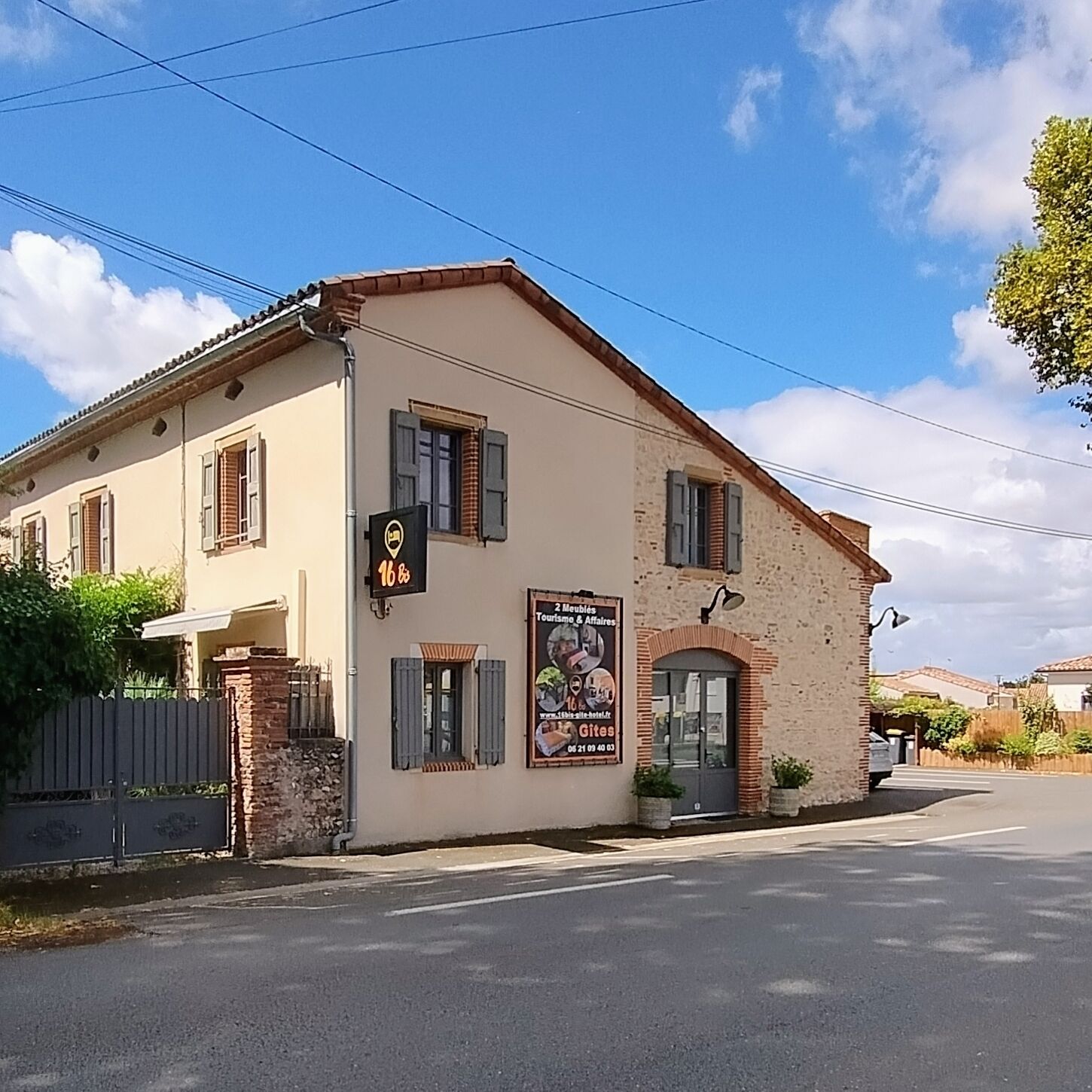 Voorkant van accommodatie