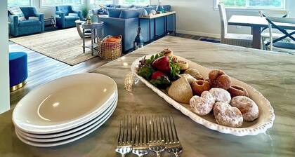 Good Vibrations Unit #A Duplex on the Canal