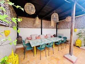 تناول الطعام