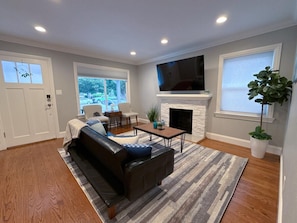 Smart TV - Downtown SJ l Silicon Valley l 3 Bedroom Home (San Jose)