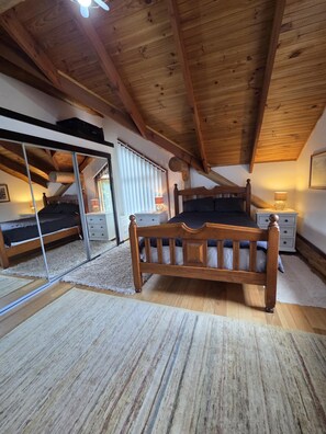 4 quartos, ferros/tábuas de passar roupa, Wi-Fi, roupa de cama