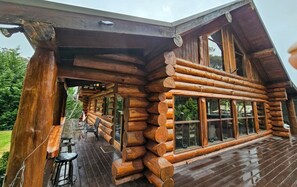 Terrace/patio - Loghome Getaway  (Dales Creek)