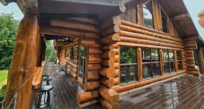 Loghome Getaway