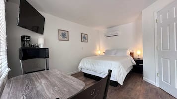 1 habitación, wifi y ropa de cama
