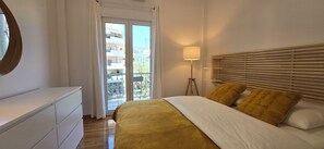 2 soverom, strykejern/-brett, wi-fi (inkludert) og sengetøy