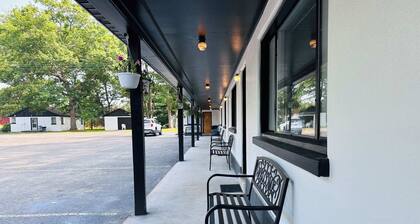 Star Gate Room 15 Indian River, MI