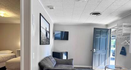 Star Gate Room 8 Indian River, MI