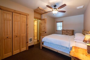 1 bedroom, WiFi, bed sheets - Whitetail Lodge Summa (Indian River)