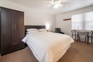 1 habitación, wifi y ropa de cama