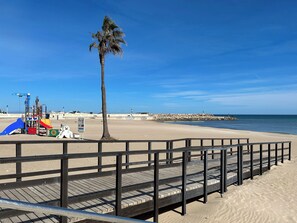 Beach - Apartamento Delfin 1 a 1 Minuto de la Playa con Plaza de Parking (Sueca)
