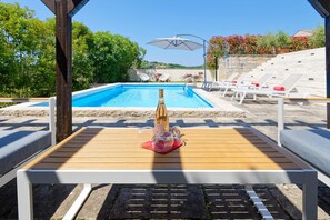 Piscine extérieure