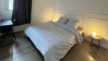 1 soveværelse, skrivebord, strygejern/strygebræt, gratis Wi-Fi