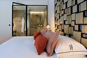Villa | 6 bedrooms, free WiFi, bed sheets - Luxury Villa Retreat at Durbuy Suites for 12 Pers (Durbuy)