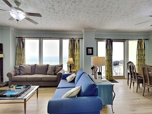 Living area - Gulf Crest #1402 (Panama City Beach)