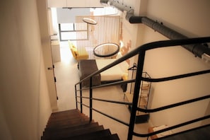 Loftsrom – superior (Duplex) | Skrivebord, skrivebord for bærbar PC, blendingsgardiner og lydisolert