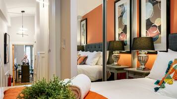 2 bedrooms, iron/ironing board, free WiFi, bed sheets