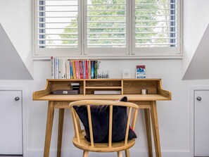 Interior - Modern Stylish Bosham Home - Pass The Keys (Bosham)