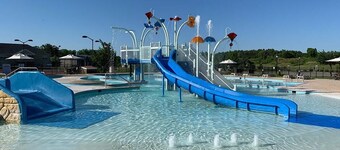 The Colonies At Williamsburg - 2 Bedroom