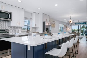 Private kitchen - Beach Way With Ocean Views (Siesta Key)