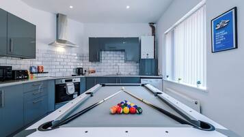 House | Private kitchen | Fridge, microwave, oven, stovetop