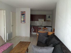TV, DVD player