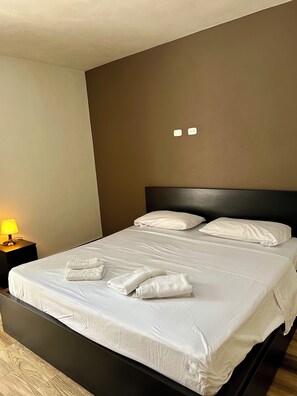2 chambres, accès au Wi-Fi (inclus), literie fournie