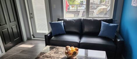 Smart-tv och eldstad