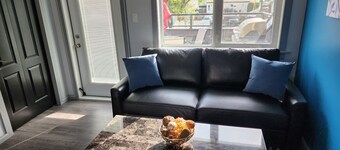 Studio Loft with Patio & Hot Tub