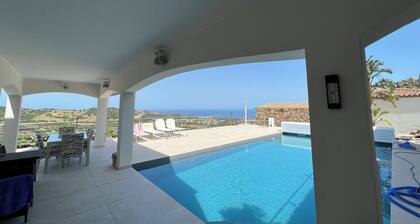 VILLA APARTMENT SEA VIEW MOUNTAIN POOL