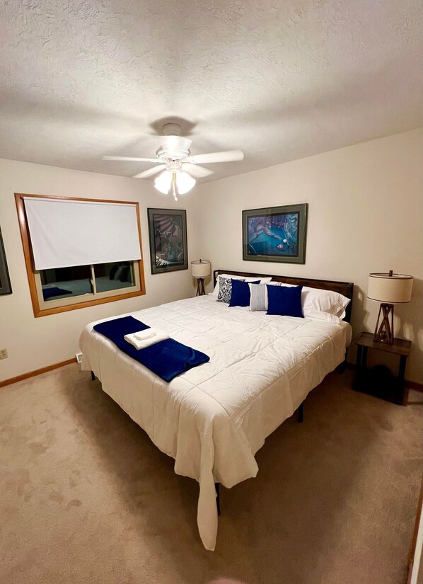 3 bedrooms, iron/ironing board, WiFi, bed sheets