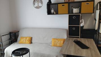 1 chambre, fer et planche Ă  repasser, draps fournis