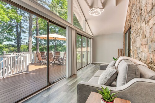 Cozy Long Pond Winter Retreat: Waterfront Gem!